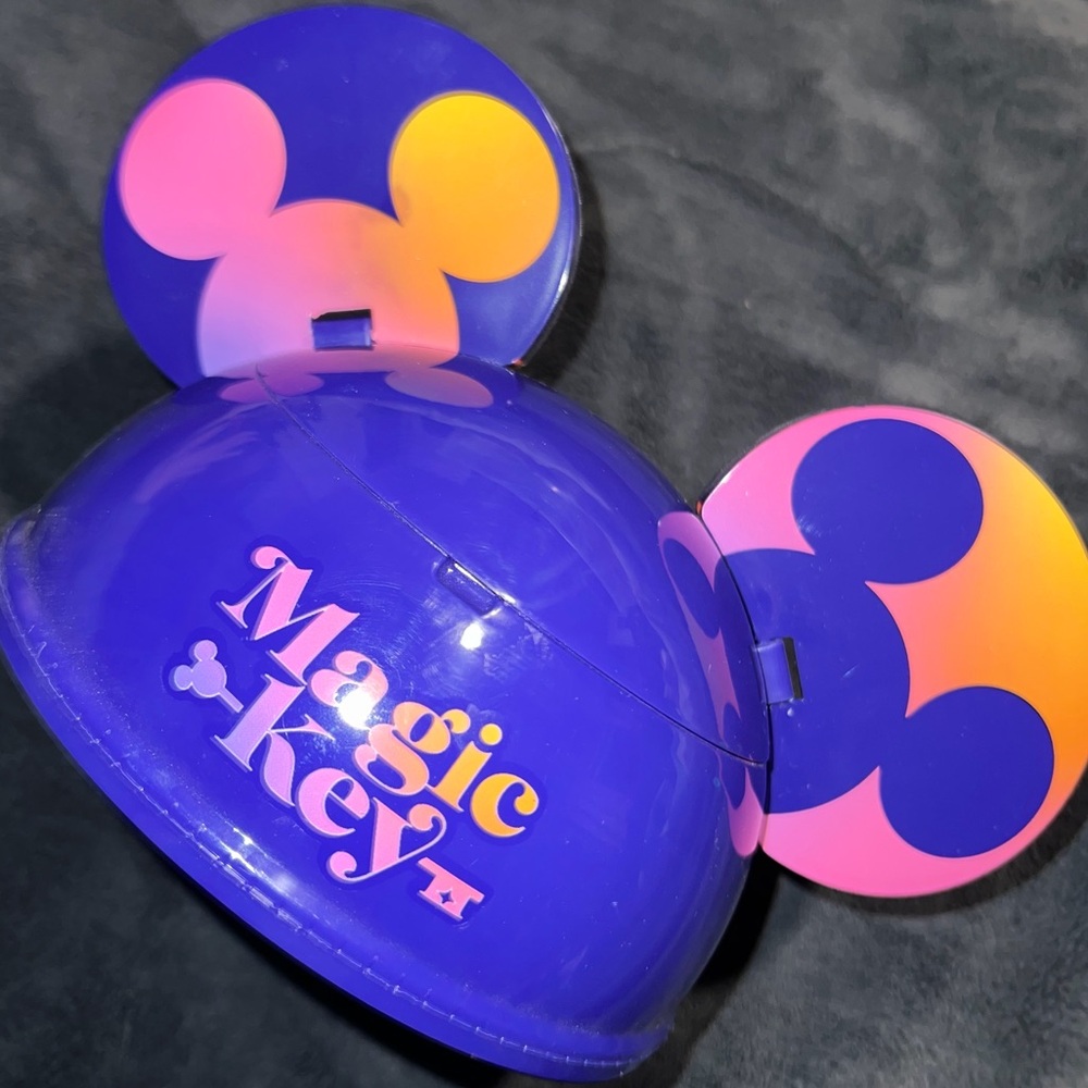 Disneyland Passholder Magic Key Mickey Mouse Ear Hat Ice Cream Sundae Bowl Cup